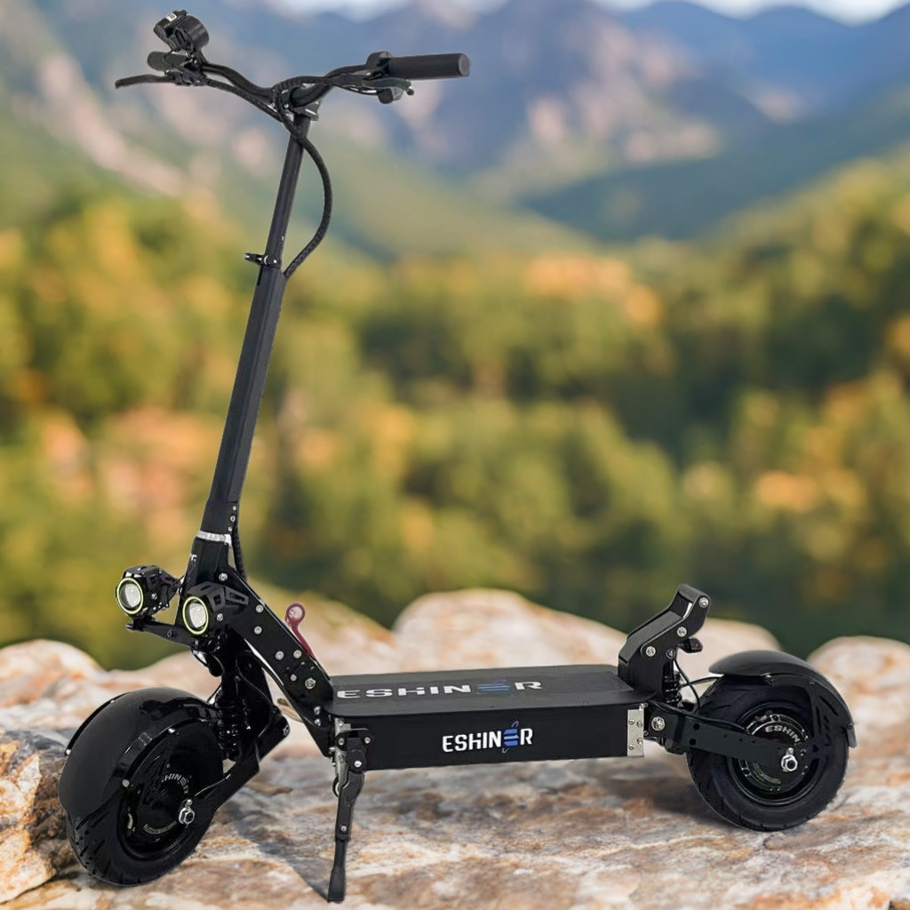 60V 6000W Dual Drive 80Km/H Fast E Scooters 50Mph 11Inch High Speed
