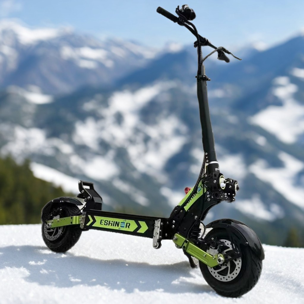 60V 6000W Dual Drive 80Km/H Fast E Scooters 50Mph 11Inch High Speed